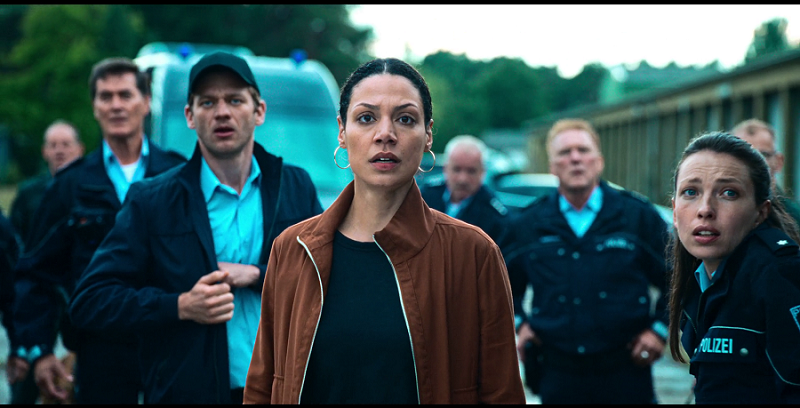 download dear child - netflix original (2023) season 1 multi audio {hindi-english-german} 480p | 720p | 1080p web-dl