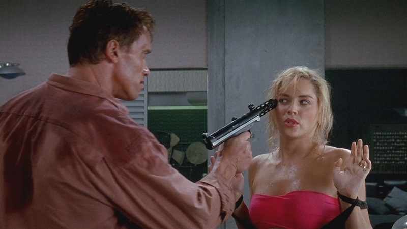 download total recall (1990) bluray dual audio {hindi-english} 480p [400mb] | 720p [1.4gb] | 1080p [2gb]